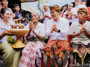 Momen Haru Ultah ke-103 Kakek di Badung