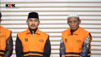 Tersangka Kasus Ijon Proyek, Bupati Ade Minta Maaf ke Warga Bekasi