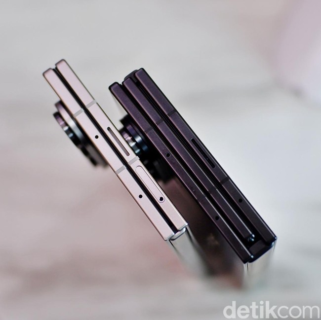 Adu Kemewahan: Deretan Foto Galaxy Z TriFold vs Fold7, Pilih Mana?