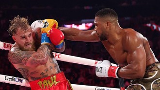 Hasil Tinju: Anthony Joshua Menang KO Atas Jake Paul!