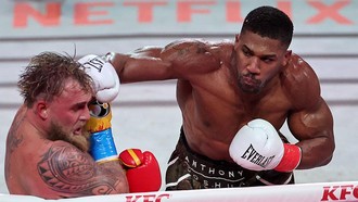 Wajah Jake Paul Dibikin 'Hancur' Anthony Joshua, Ibunya Ngamuk