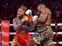 Foto: Anthony Joshua Pukul KO Jake Paul