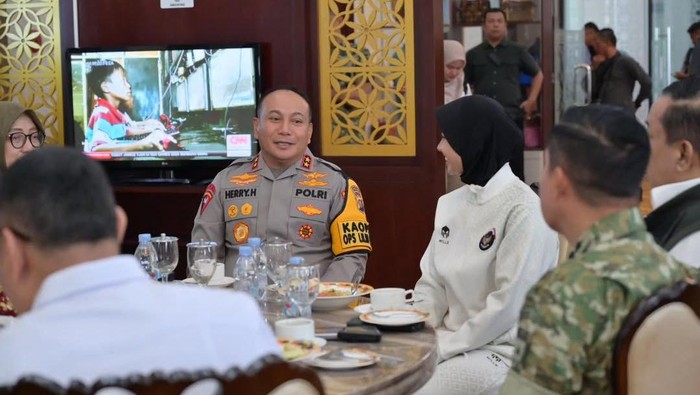 Kapolda Bangga Atlet Panjat Tebing Asal Riau Raih Medali Emas SEA Games 2025