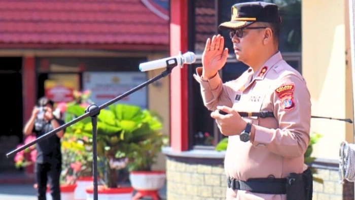 Kapolres Tarakan AKBP Erwin S. Manik angkat bicara merespons keributan yang sempat terjadi di depan Mapolres Tarakan, dan menjadi perhatian publik.
