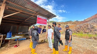 Menteri LH Segel 5 Perusahaan Tambang Diduga Pemicu Banjir di Sumbar