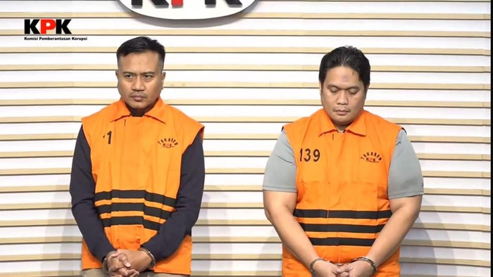 Kepala Kejaksaan Negeri Hulu Sungai Utara (HSU) Albertinus P Napitupulu (APN) dan Kasi Intel Kejari HSU Asis Budianto (ASB)