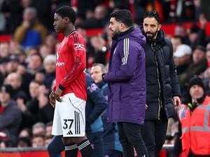 Amorim Sentil Legenda MU yang Minta Kobbie Mainoo Cabut dari MU