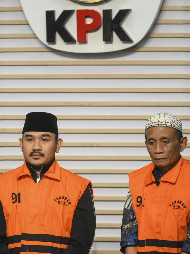 KPK Tahan Bupati Bekasi Ade Kuswara Kunang Tersangka Suap Ijin Proyek