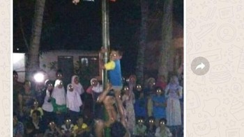 Terungkap alasan kenapa panjat pinang tidak digelar malam hari. Foto: X.com