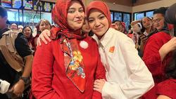 Bikin Haru! Kisah Perjuangan Anak Dampingi Ibu Lawan Kanker Payudara