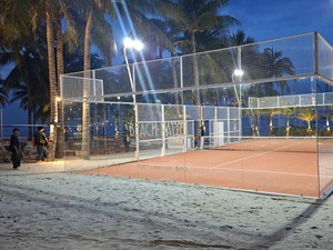 Main Padel di Pinggir Pantai, Hanya di PIK2
