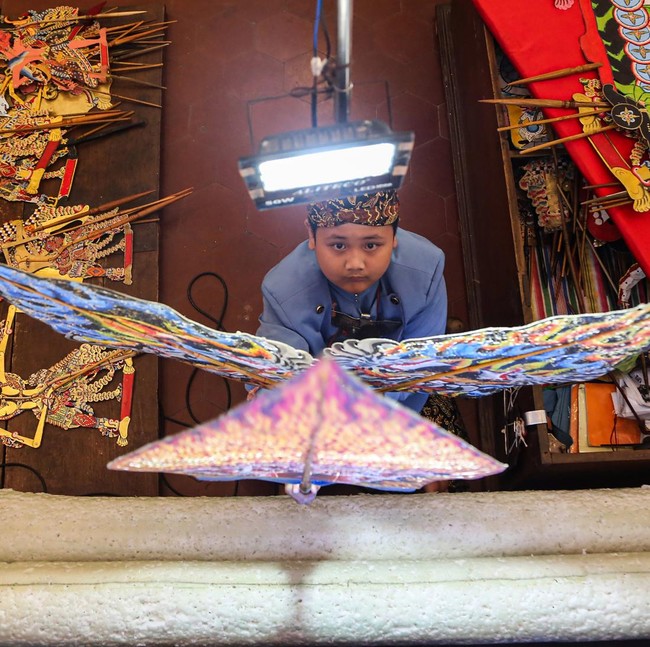 Dalang Cilik Ramaikan Wayang Anak Bangsa di Kota Lama Semarang