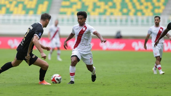 Dibantai Dewa United 1-5, Persis Solo Terbenam di Dasar Klasemen