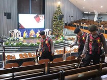 Polisi Streilisasi Gereja untuk Rangkaian Natal di Kota Mojokerto