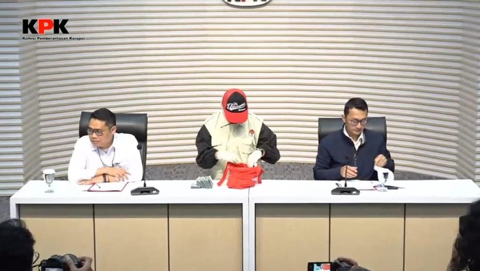 Kajari Hulu Sungai Utara Dapat Rp 804 Juta Hasil Peras Sejumlah Kepala Dinas