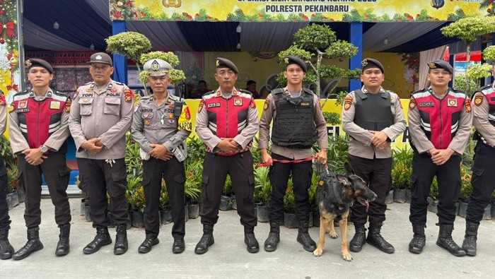 Polda Riau Siagakan Anjing Pelacak Perketat Keamanan Gereja hingga Mal