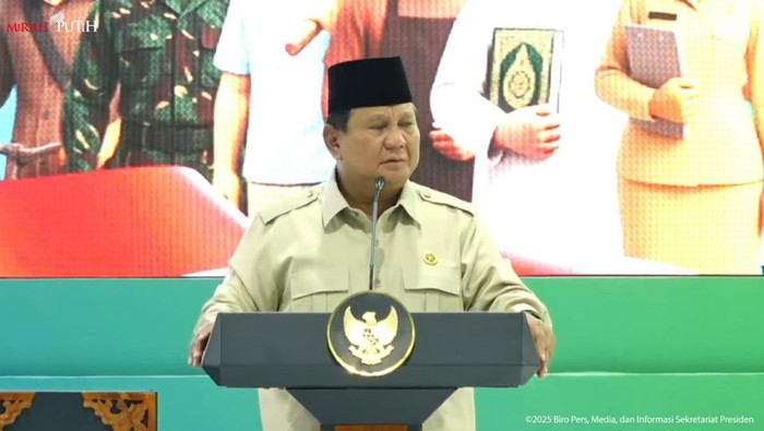 Prabowo Heran Sambutan Riuh Saat Sapa Seskab Teddy: Yang Presiden Saya