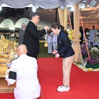 Istri keempat Raja Maha Vajiralongkorn ini turun ke arena SEA Games sebagai atlet selancar atau perahu layar. Ratu Thailand berusia 47 tahun ini mengikuti jejak Raja Bhumibol Adulyadej yang memenangkan medali emas selancar layar pada Southeast Asian Peninsular Games (SEAP Games) 1967, yang kini dikenal sebagai SEA Games. Foto: Dok. Instagram/@thairoyalfamily