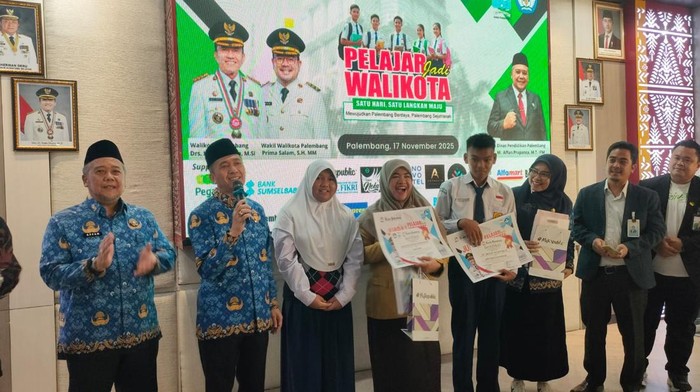 Bank Sumsel Babel Apresiasi Pelajar Berprestasi Lewat Tabungan Pesirah Junior