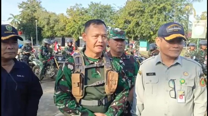 100 Prajurit TNI Bermotor Salurkan 10 Ton Bantuan Pangan ke Bener Meriah