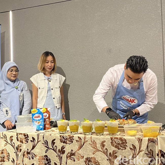 Spesial Hari Ibu! Demo Masak Chef Steby Meriahkan Acara Bareng Cap Enaak