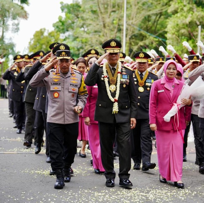 Momen Kapolri Hadiri Reuni Akpol 1991, Peringati 35 Tahun Pengabdian