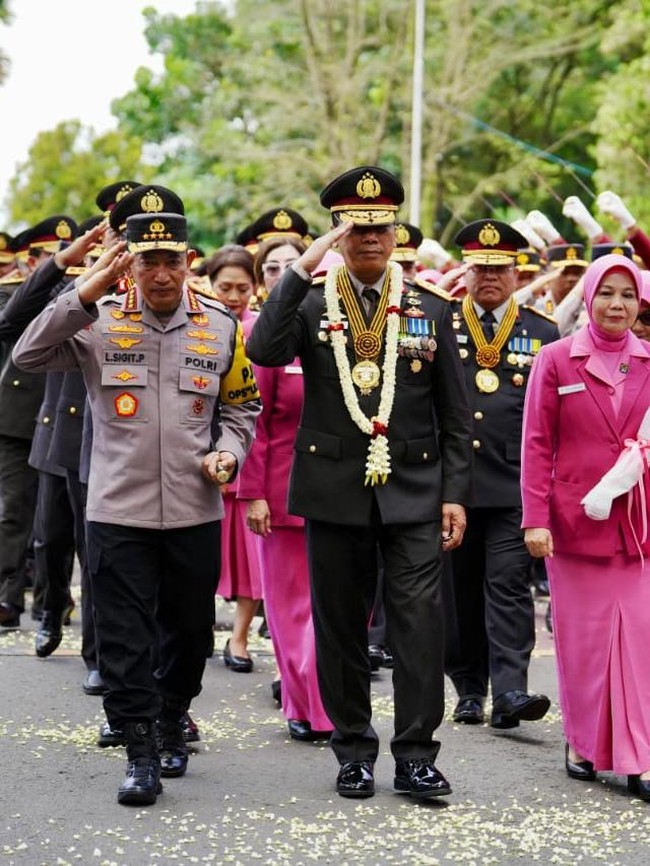 Momen Kapolri Hadiri Reuni Akpol 1991, Peringati 35 Tahun Pengabdian