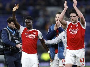 Klasemen Liga Inggris: Arsenal Masih Teratas, Man City Menempel