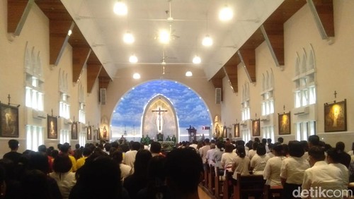 Foto: Ilustrasi Misa Natal di Gereja Katedral Medan
(Juita Sinuhaji/detikSumut)