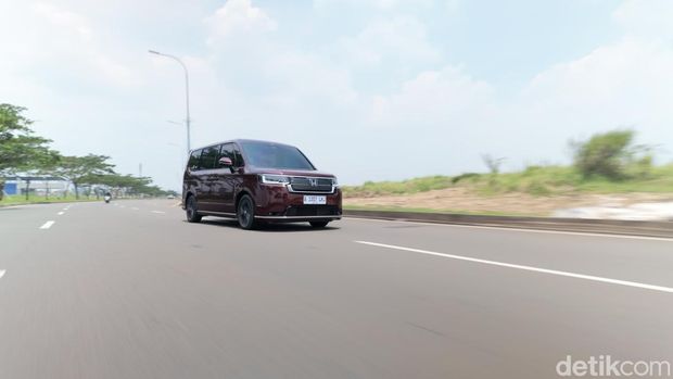 Honda Step WGN e:HEV