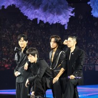 F4 telah memulai tur dunia ‘F☆FOREVER City of Stars’ di Shanghai, China. Sayangnya grup asal Taiwan tersebut hanya menampilkan tiga membernya.Foto: Weibo