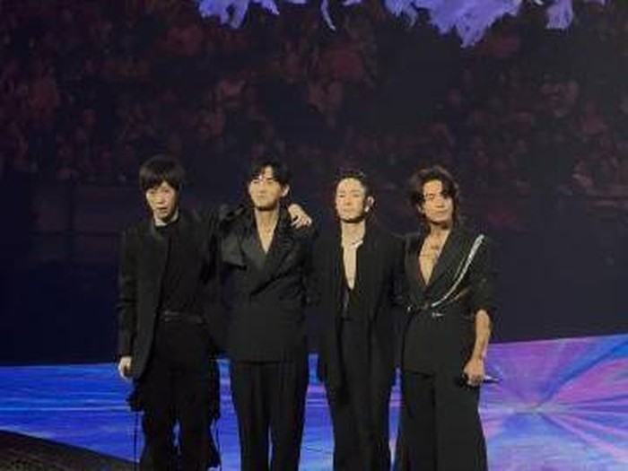 Konser F☆FOREVER City of Stars