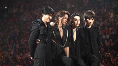 8 Momen Konser Reuni F4, Jerry Yan Bawa Kalung Meteor Garden Kenang Barbie Hsu