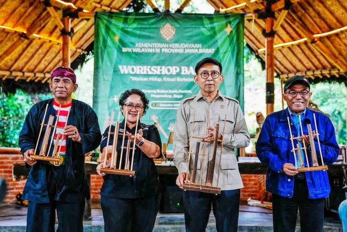 Menbud Dorong Seni Bambu Jadi Penggerak Ekonomi Kreatif & Industri Budaya