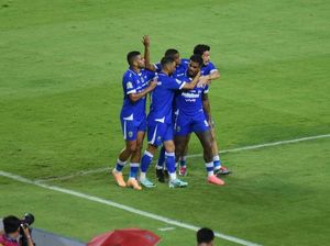 Deretan Pemain Kunci di Laga Persib Vs PSM