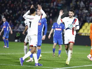Vendee Fontenay Foot Vs PSG: Les Parisiens Pesta 4-0