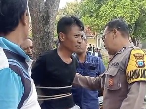 Gagal Gondol Tas, Copet Bangkalan Diikat Warga di Pohon