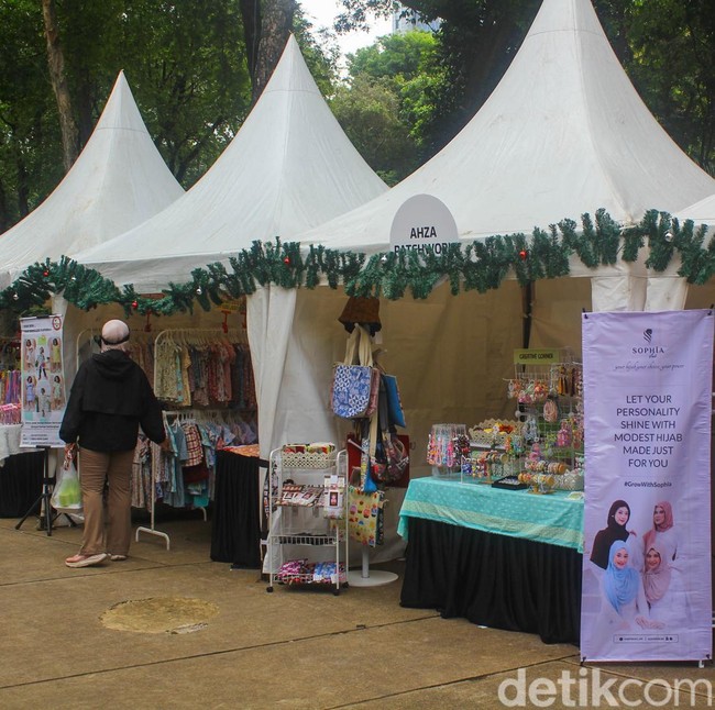 Perayaan Natal Inklusif di Lapangan Banteng, UMKM Lokal Turut Bergeliat