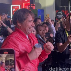 Ketika Peter Bjorn and John Gemparkan Soundrenaline, Nyanyi Sampai Tengah Venue