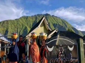 Menelisik Nyiwak, Upacara Kematian Hari Kesembilan bagi Suku Sasak Lombok