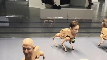 Nama-nama besar seperti Elon Musk, Jeff Bezos, dan Mark Zuckerberg muncul sebagai ‘wajah’ dari robot-robot tersebut. Foto: Art Basel Miami