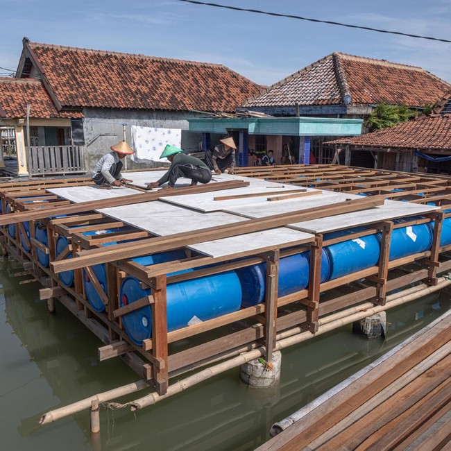 Rumah Apung Jadi Harapan Warga Pesisir Demak Hadapi Banjir Rob Permanen