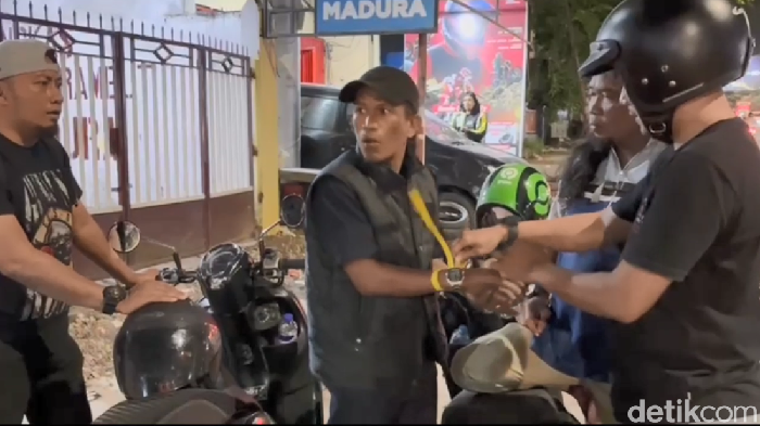 Sekuriti Curi Uang-Emas di Rumah Kosong Makassar demi Judi Online