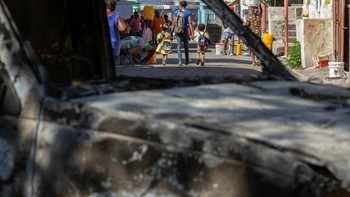 Pesona Haiti dengan lanskapnya yang subur, bangunan bersejarah, dan pantai-pantai indahnya seperti dalam kartu pos, memang menarik wisatawan. Namun, negara ini sekarang termasuk di antara tempat-tempat paling berbahaya untuk dikunjungi, karena krisis yang semakin memburuk dan membuat kehidupan sehari-hari sangat tidak aman. Foto: Bored Panda