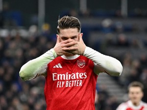 Gol Penalti Gyokeres Bawa Arsenal Ungguli Everton di Babak I
