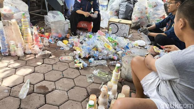 Warga Kampung Cibunut