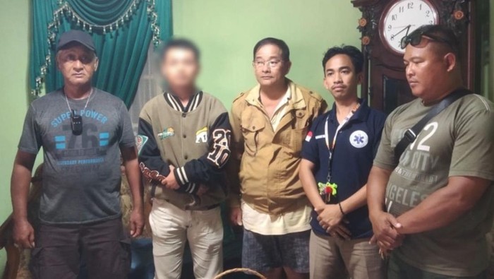 Admin di RS Pontianak dihukum pegang nozzle usai sebut petugas damkar goblok.