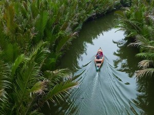Astra Ikut Jaga Warisan Karst Rammang-Rammang, Wujudkan Desa Wisata Hijau