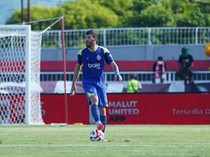 Luiz Gustavo Tembok Kokok Pertahanan Arema FC