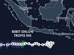 BMKG: Bibit Siklon 93S Bergerak Menjauh, tapi Masih Pengaruhi Cuaca RI